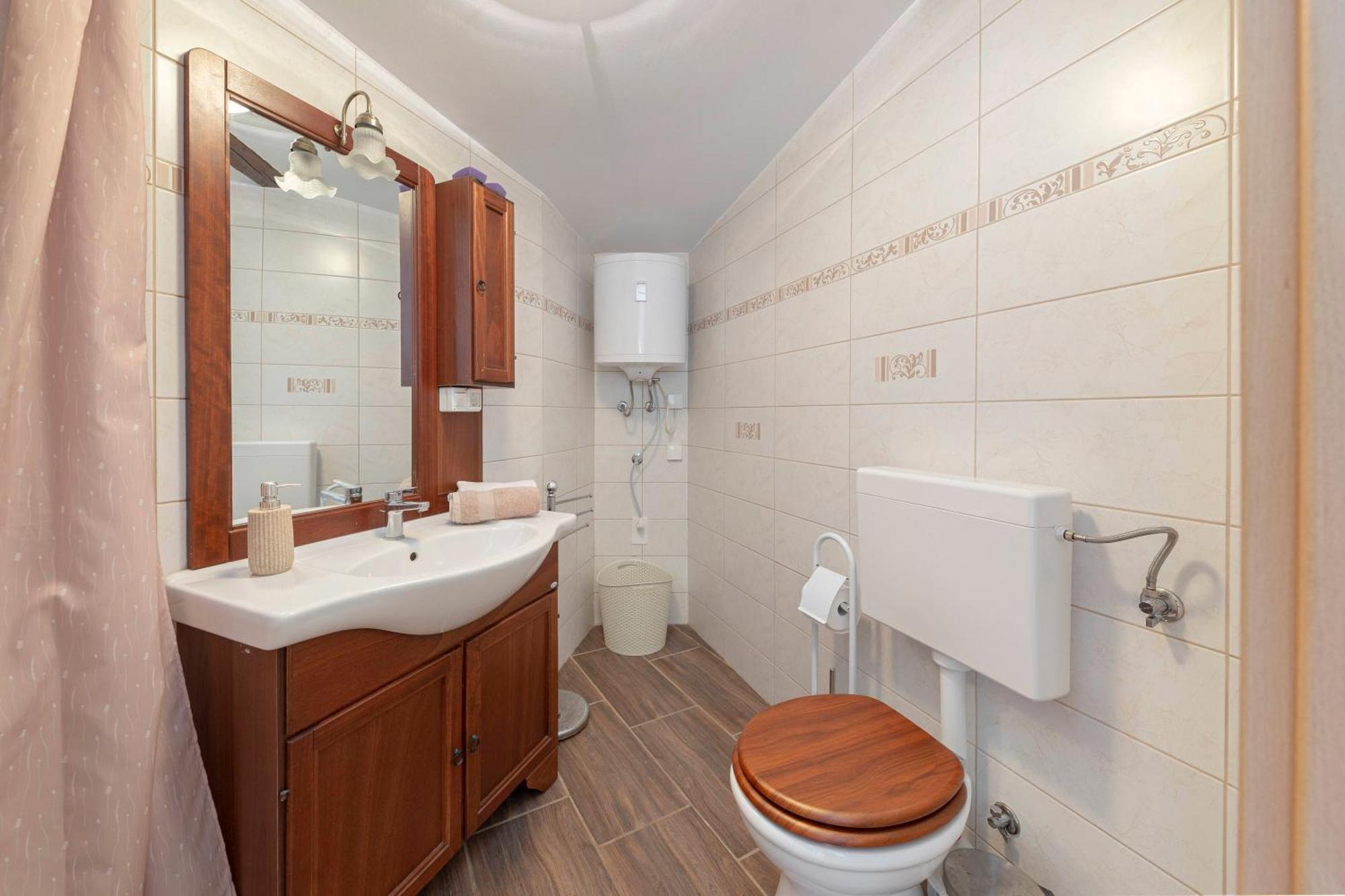 Under The Rock House In Osp With Hot Tub Apartment Luaran gambar